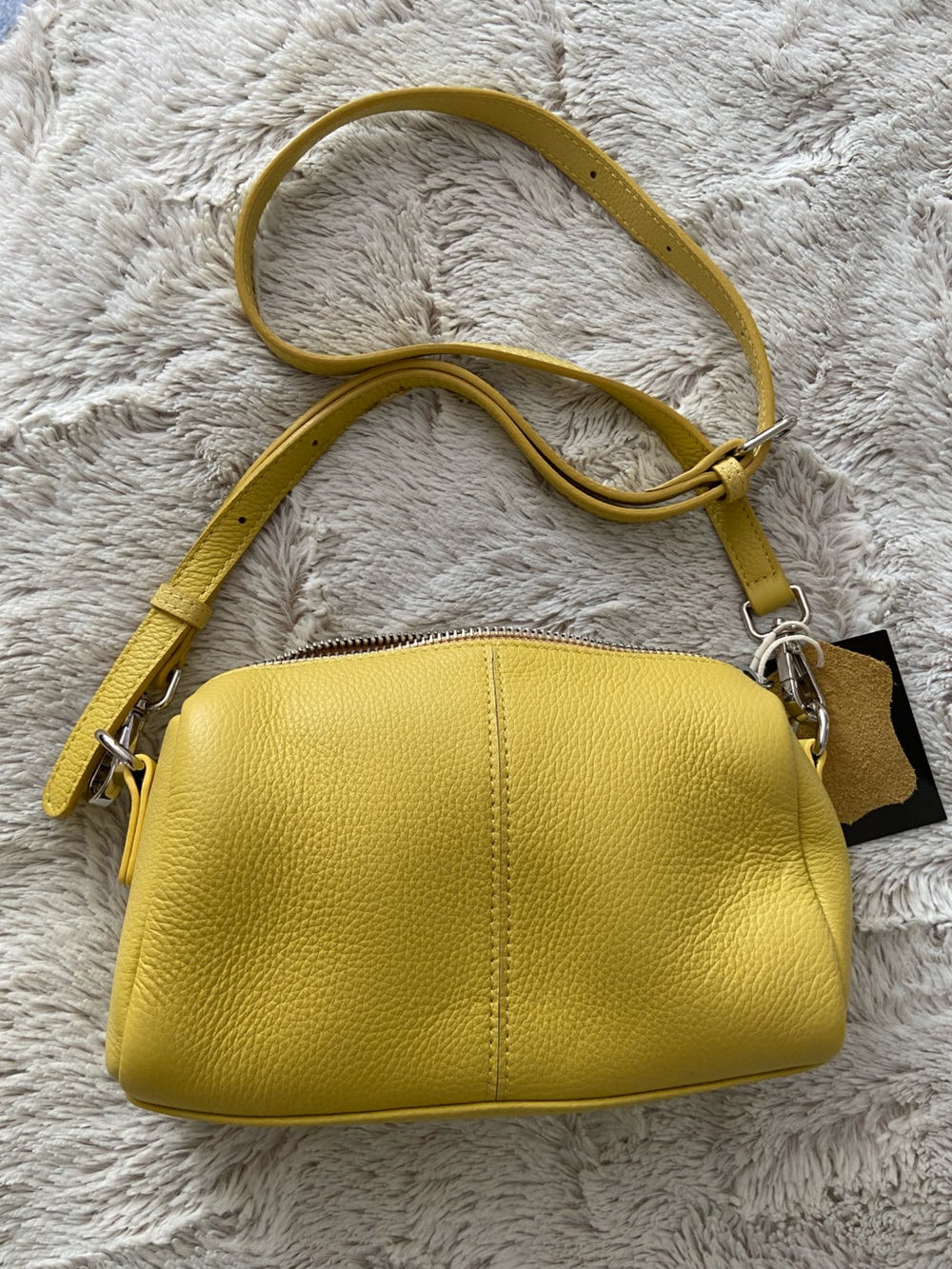 Unbranded Yellow Pebbled Leather Crossbody Bag - Adjustable Strap